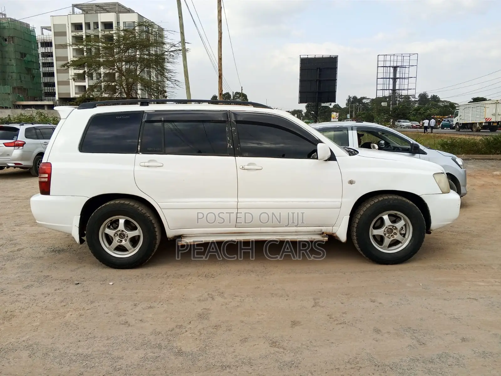 Toyota Kluger 2002 White