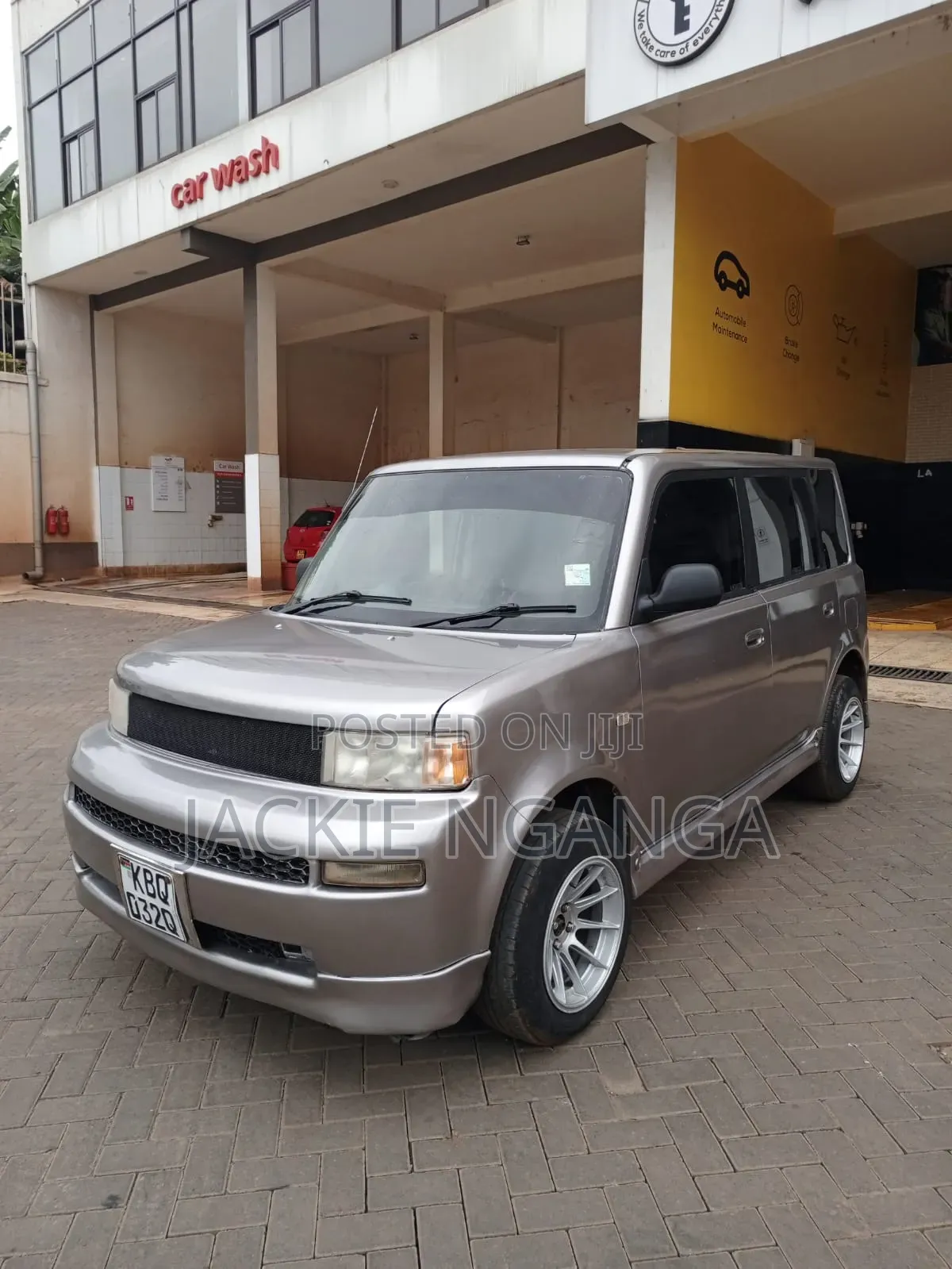 Toyota bB 2004 Gray