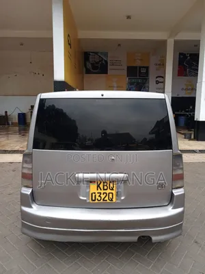 Toyota bB 2004 Gray