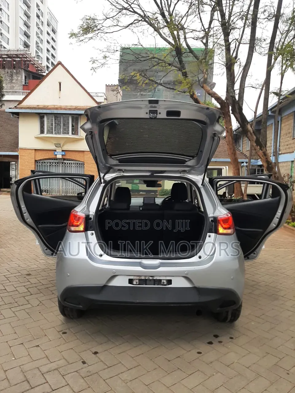 Mazda Demio 2018 Gray