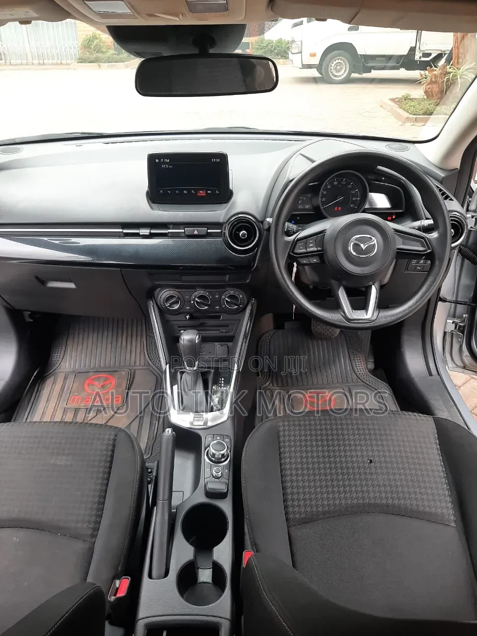 Mazda Demio 2018 Gray