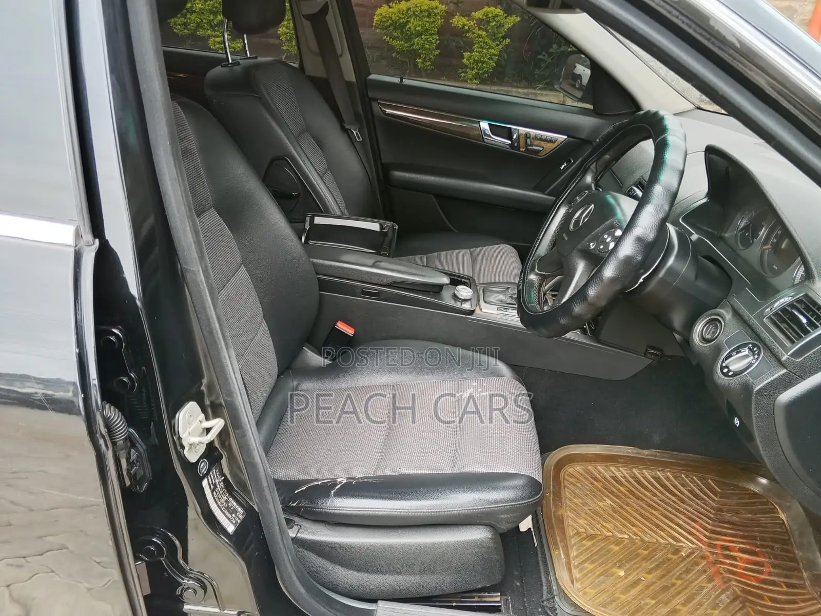 Mercedes-Benz C250 2008 Black