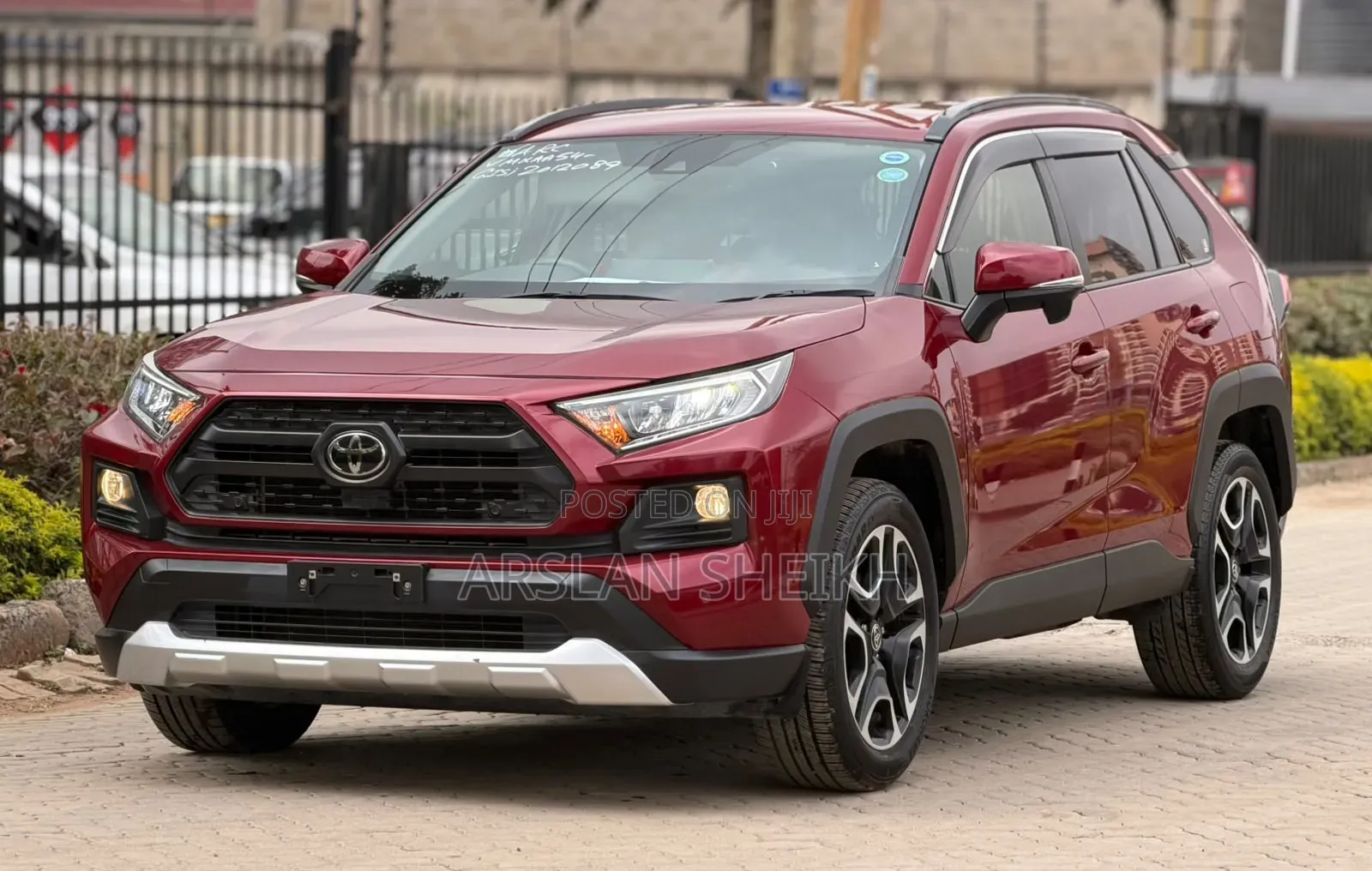 Toyota RAV4 2019 Red