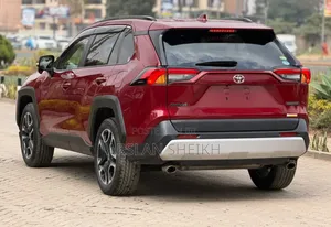 Toyota RAV4 2019 Red