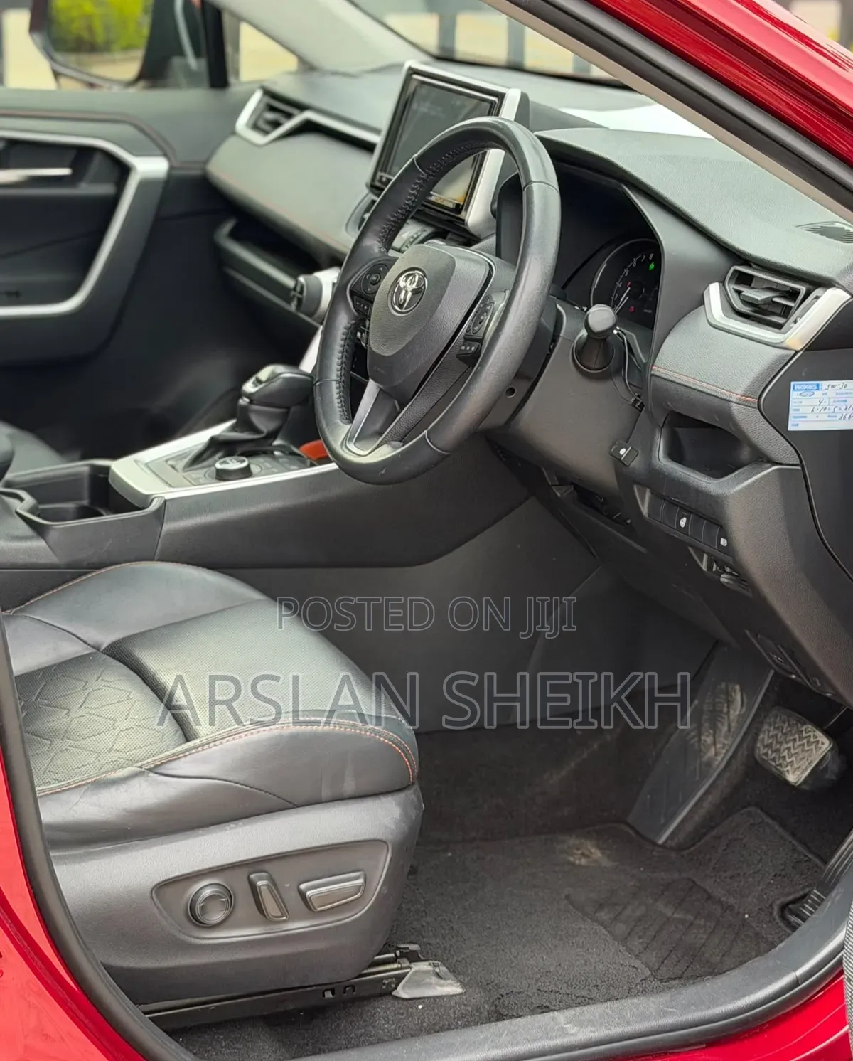 Toyota RAV4 2019 Red