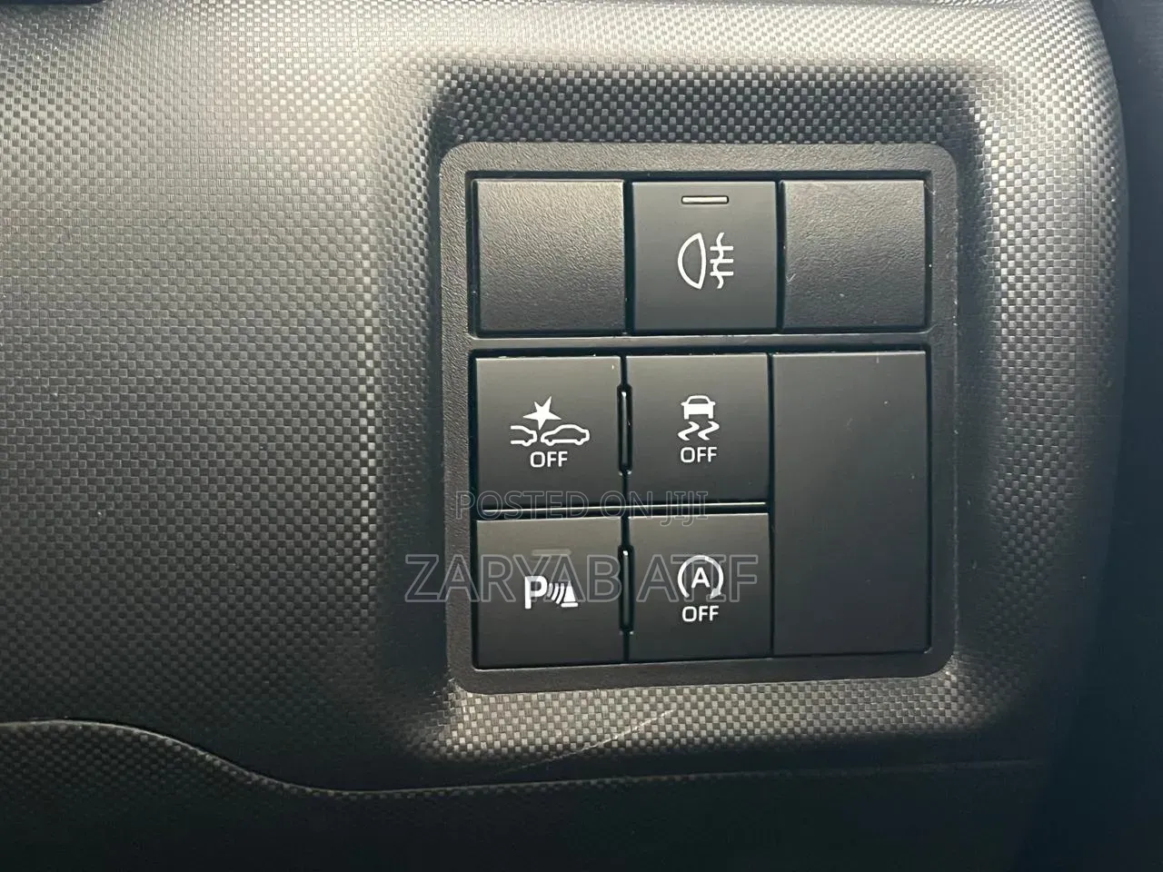 Toyota Raize 2019 Red