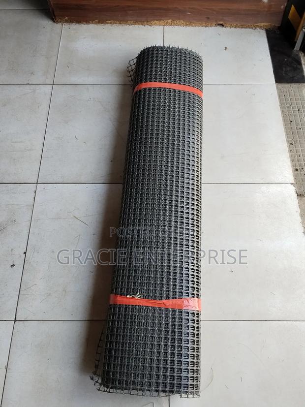 1.5m by 50mtrs Plastic Geogrid Mesh