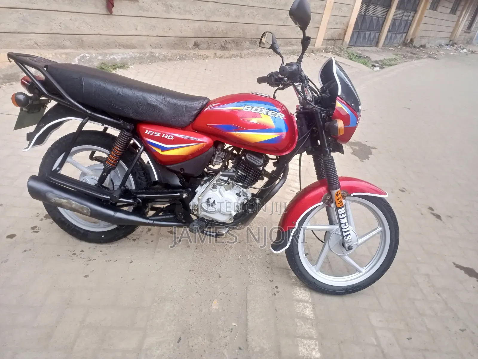 New Bajaj Boxer 125 2024 Red