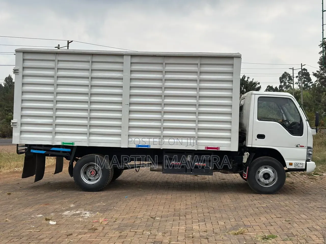 NPR Isuzu Cover Body