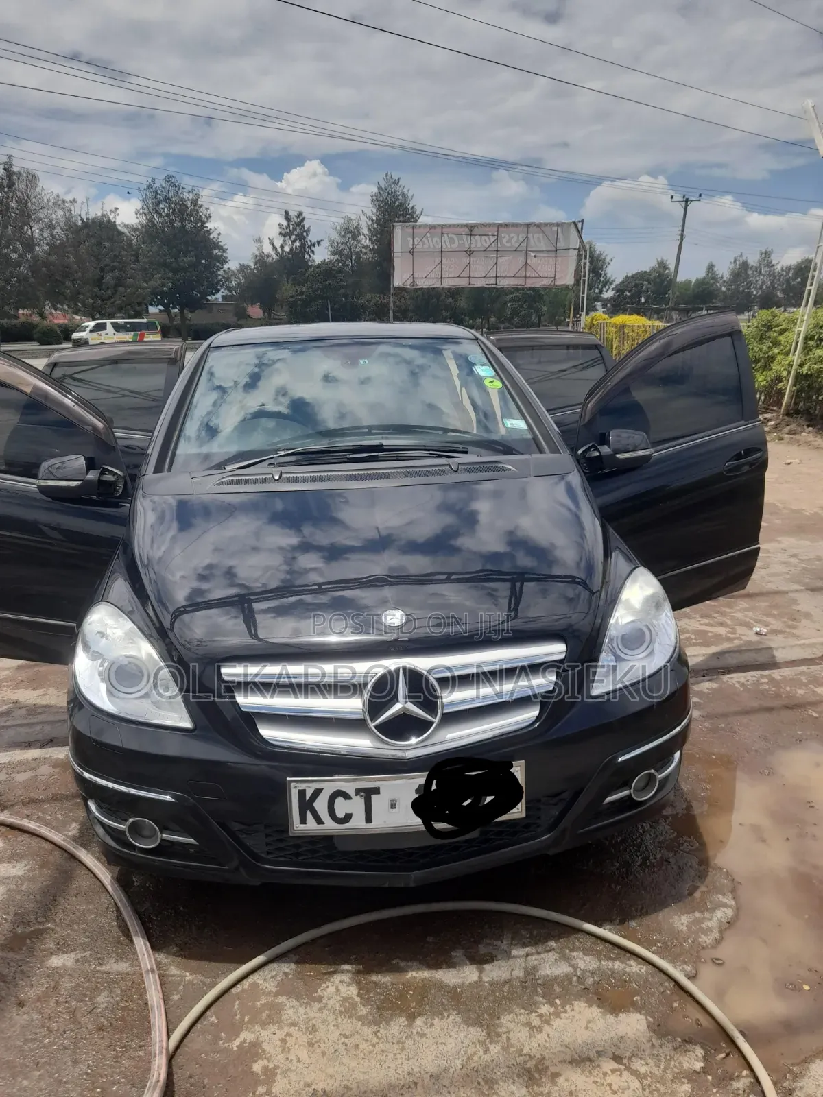 Mercedes-Benz B-Class 2012 Black