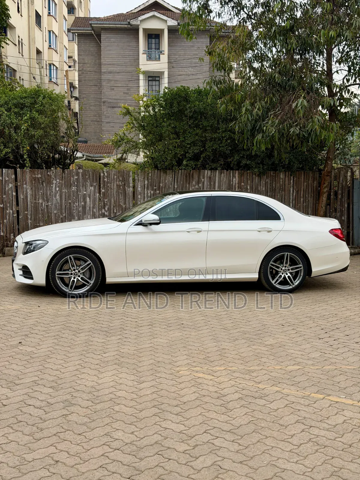 Mercedes-Benz E200 2020 White