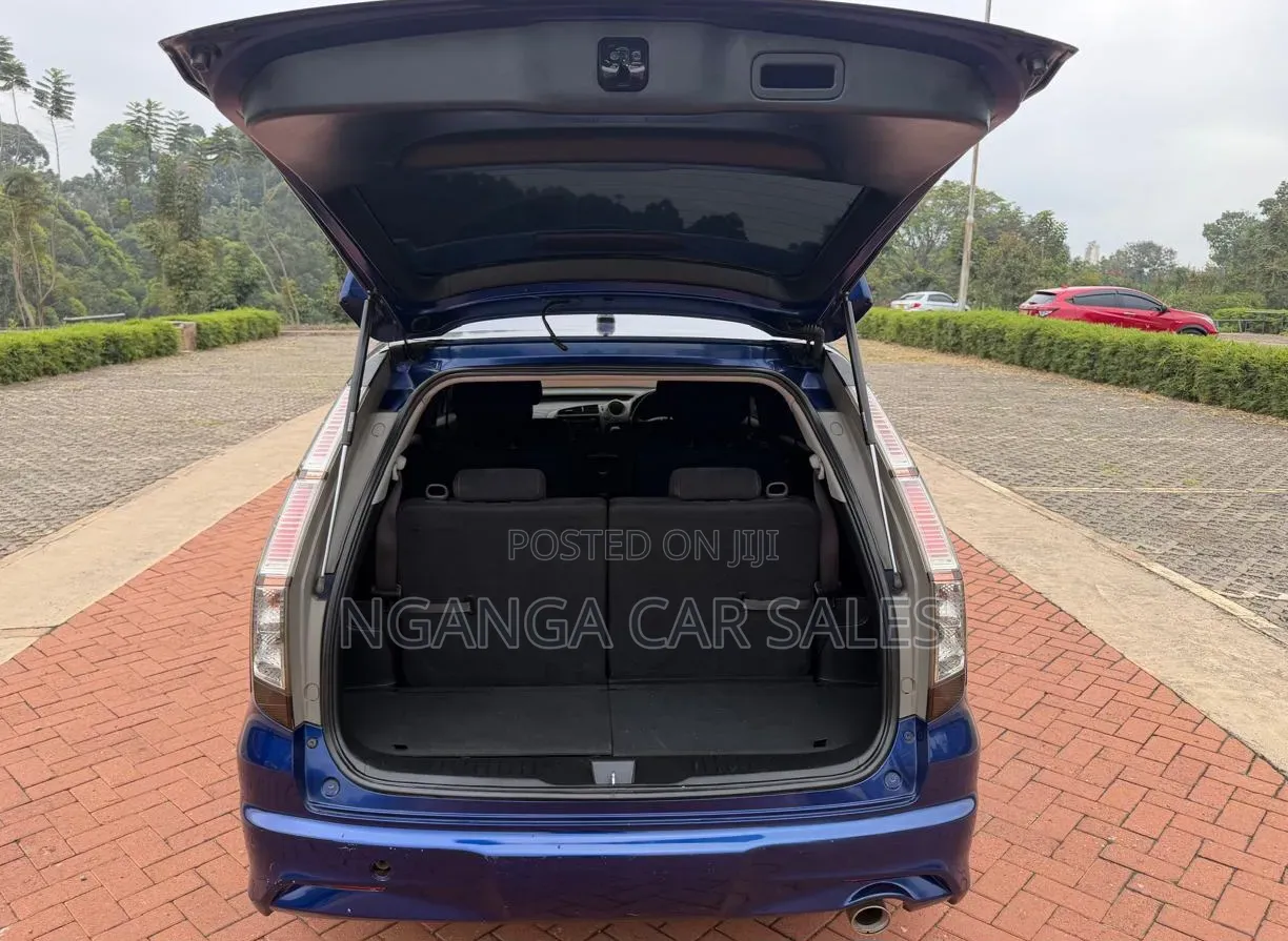 Honda Stream 2010 Blue
