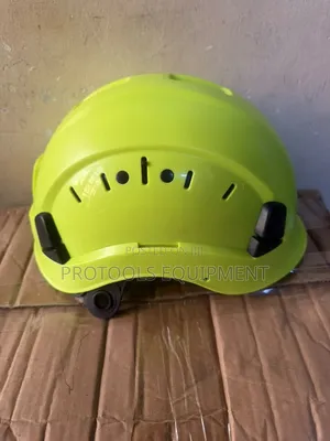 Green Work at Height Helmet