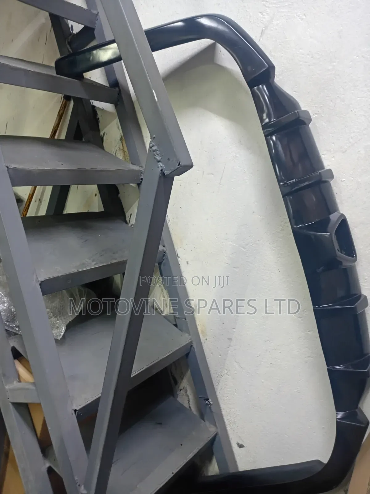 Reiz Rear Diffuser (Bumper Skirting)
