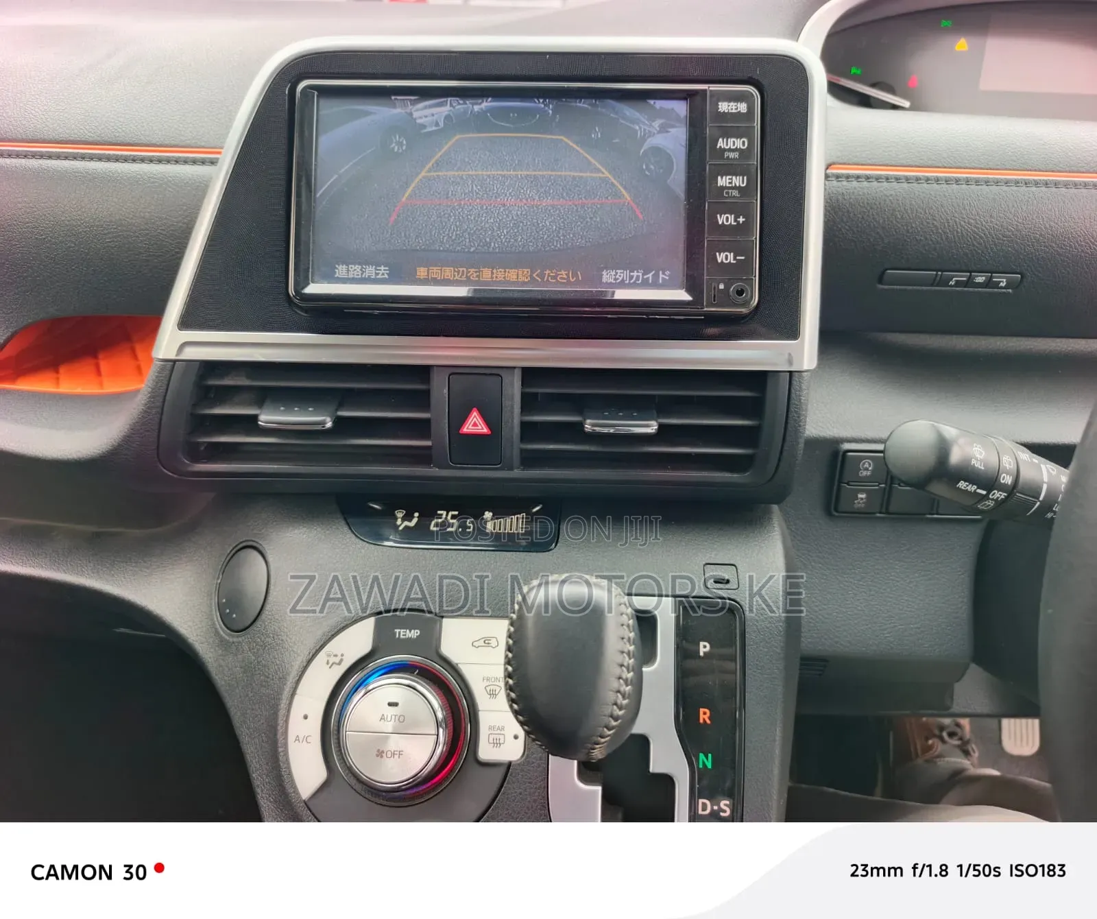 Toyota Sienta 2019 Red