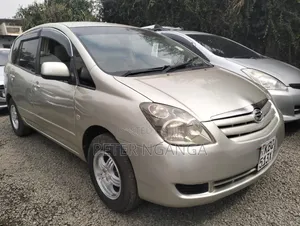 Toyota Corolla Spacio 2006 Gold