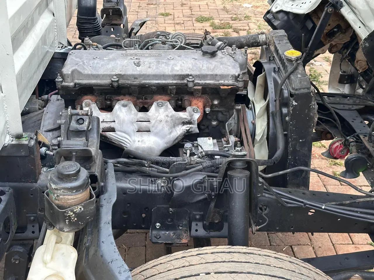 Isuzu NPR Local