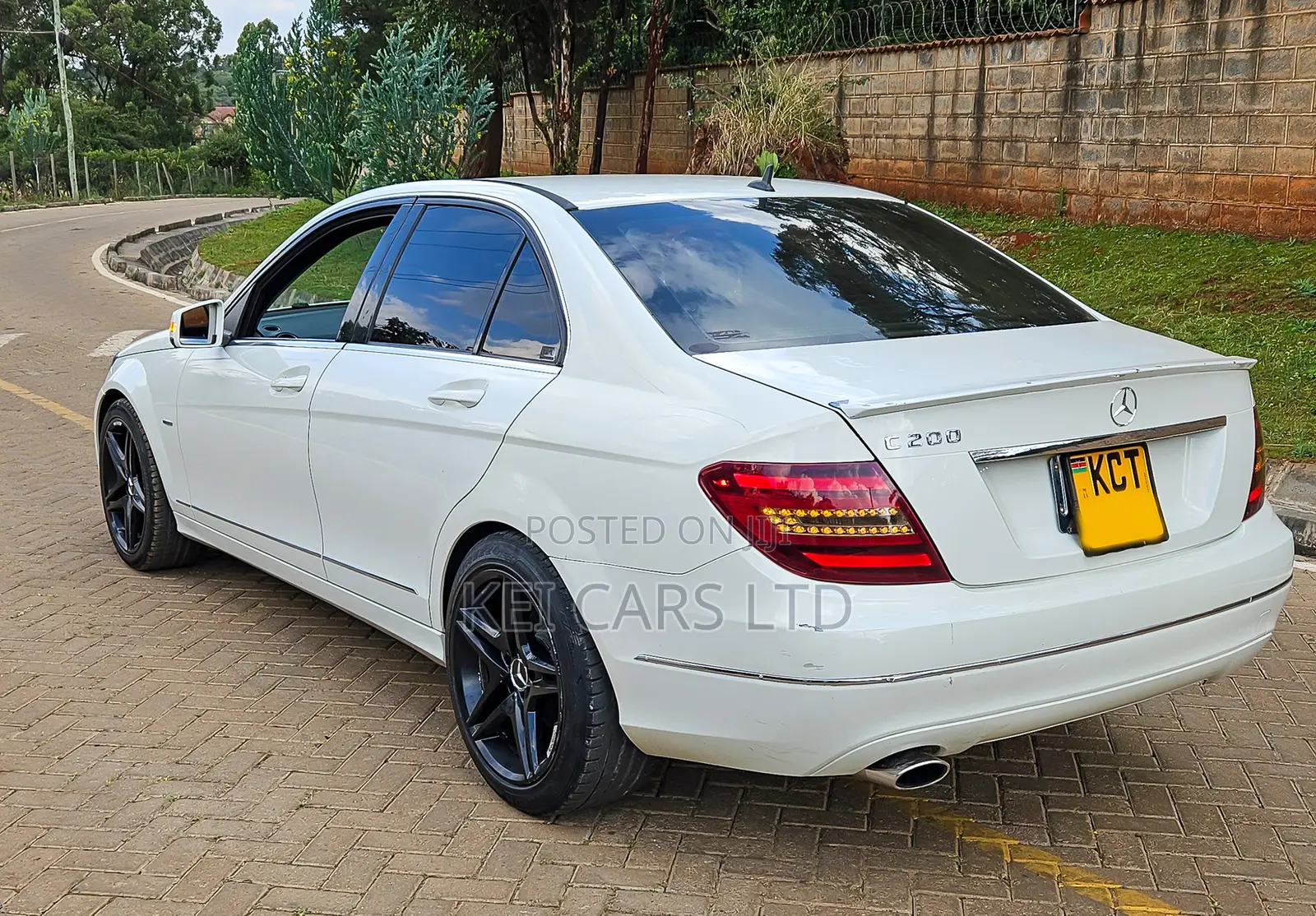 Mercedes-Benz C200 2014 White