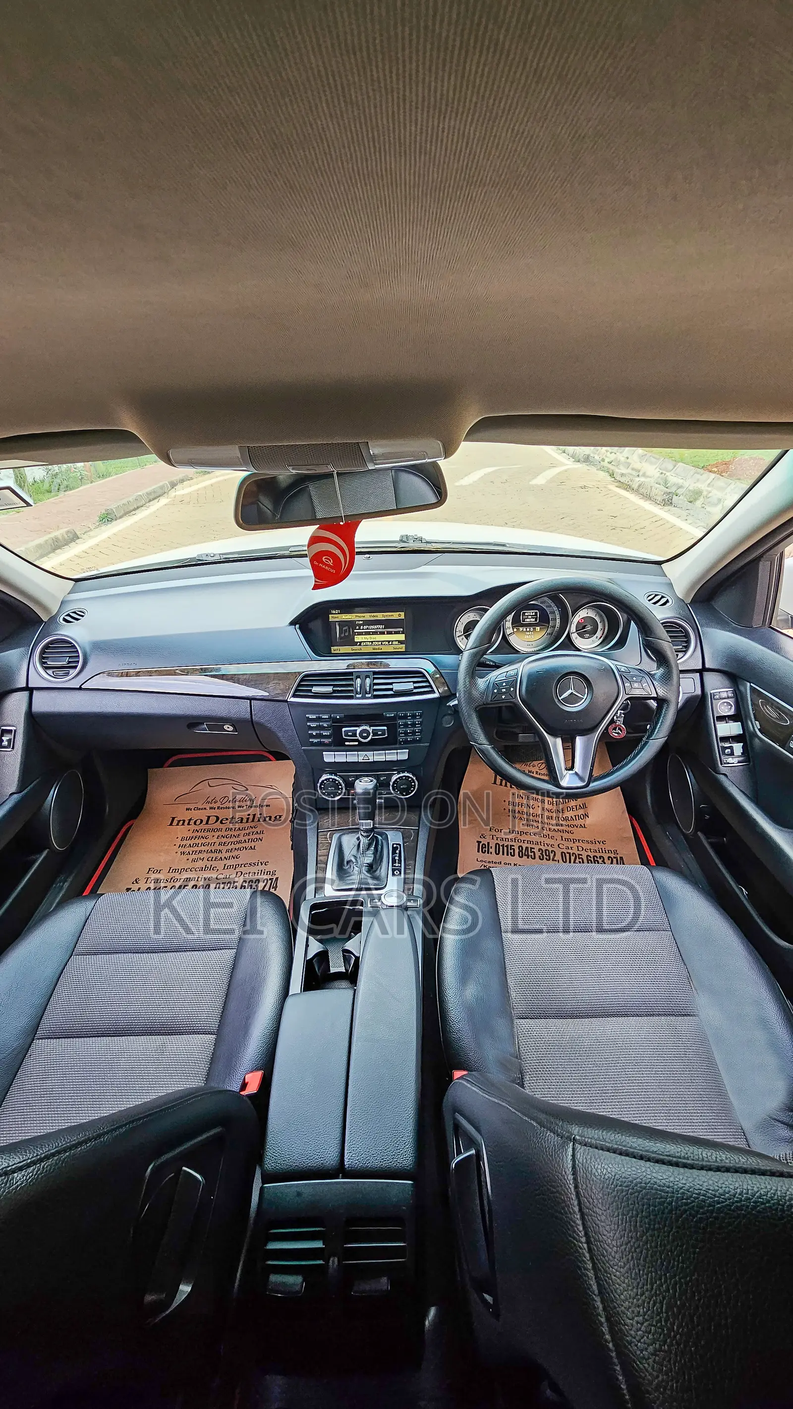 Mercedes-Benz C200 2014 White
