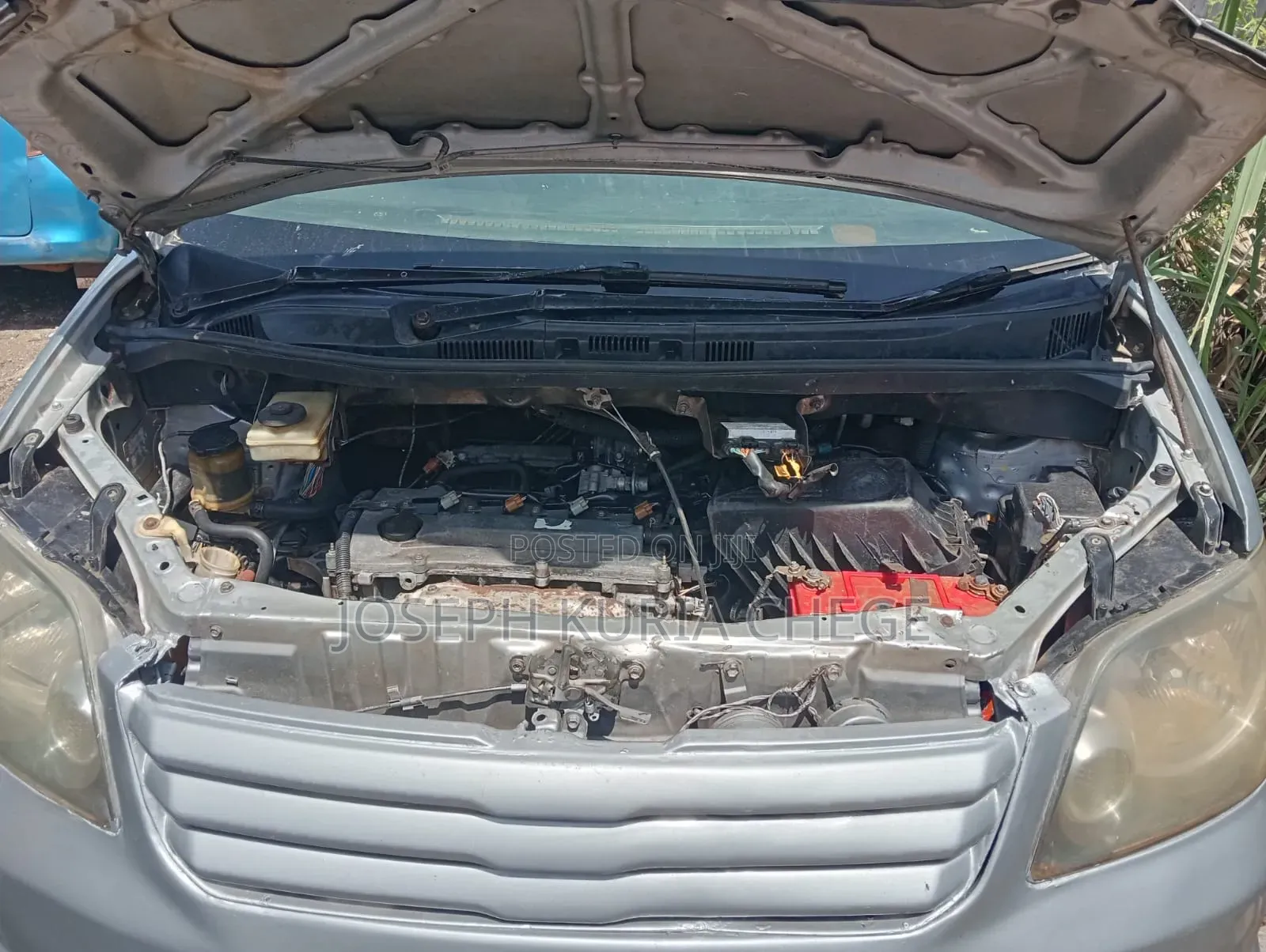 Toyota Noah 2004 Silver