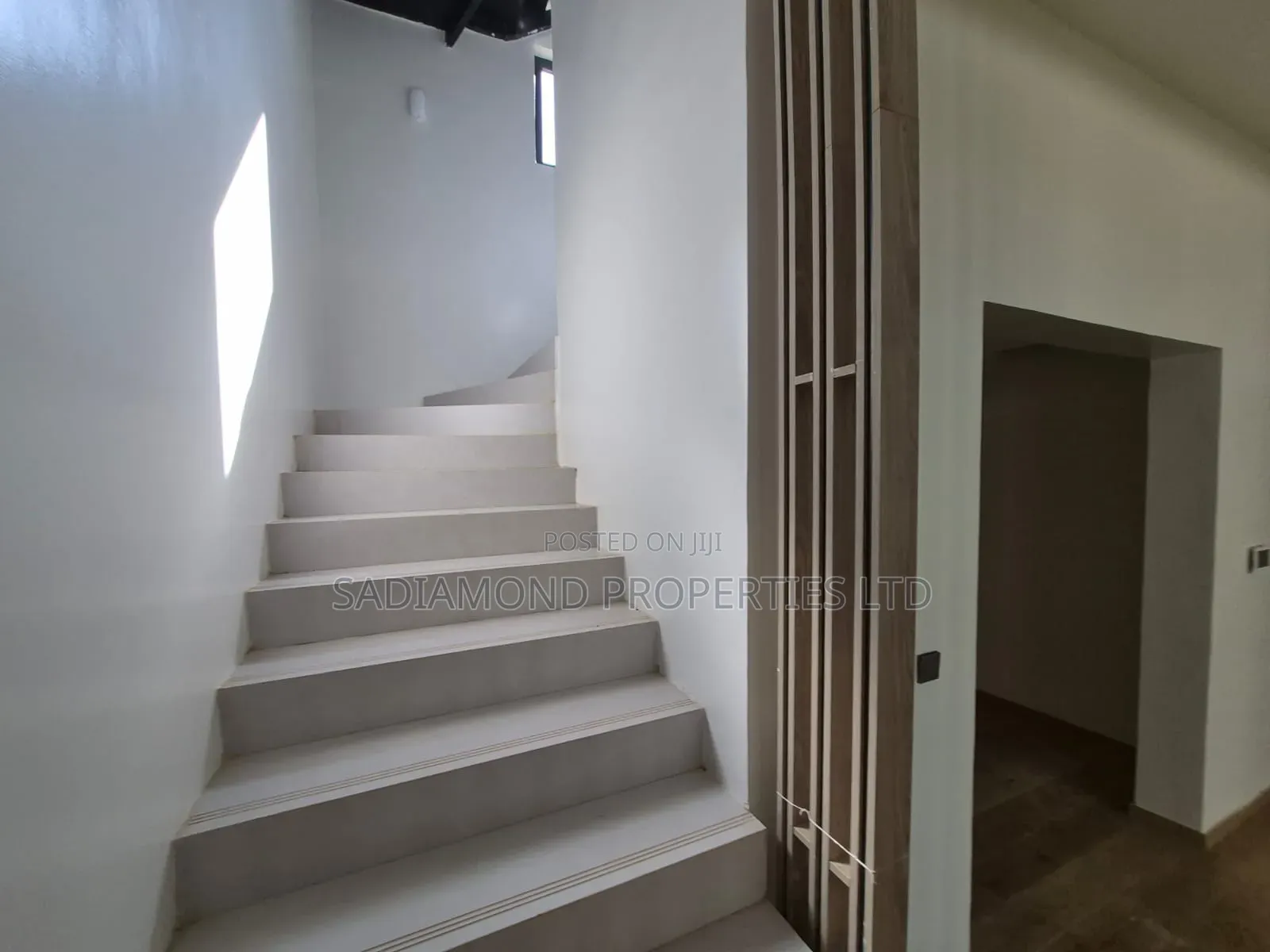 4bdrm House in Runda for rent