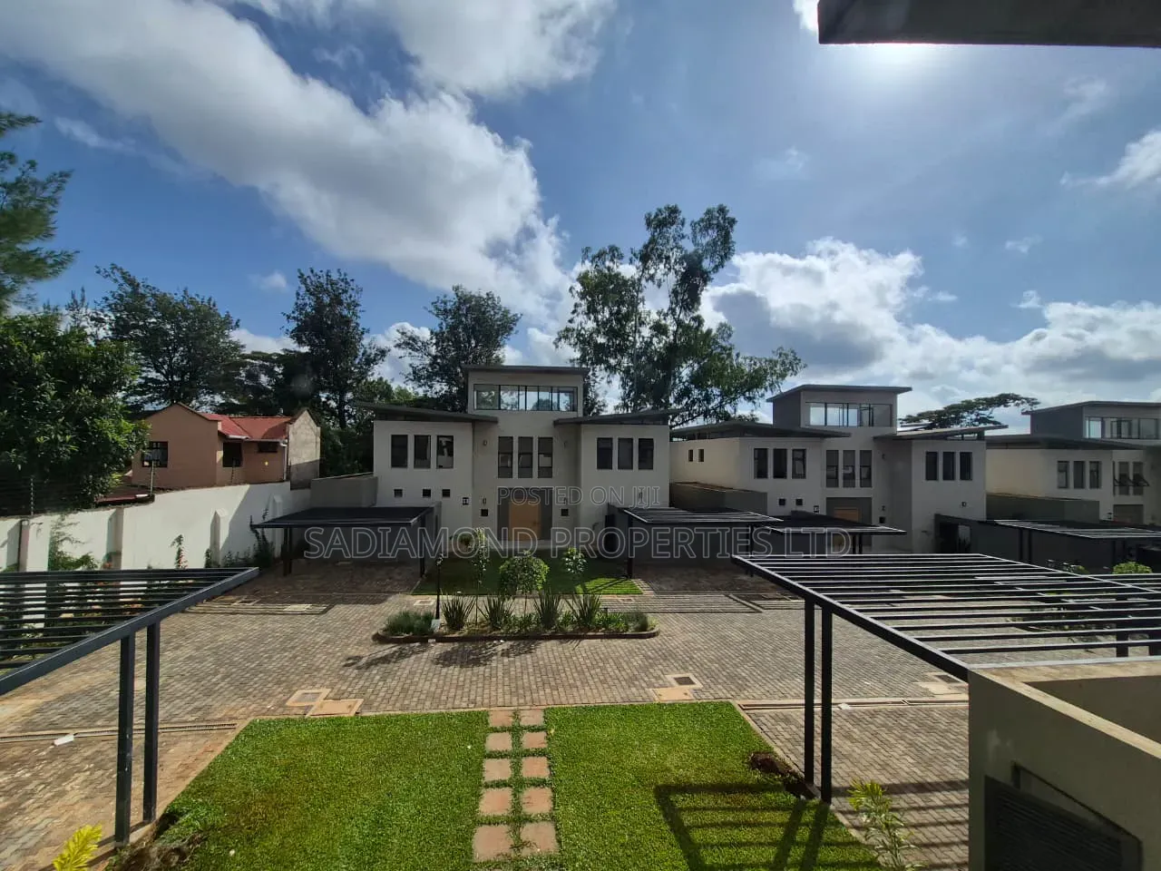 4bdrm House in Runda for rent