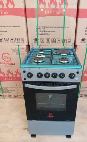 Eurochef Free Standing Cooker Size 50 by 55 Cm With 3 Gas Burners