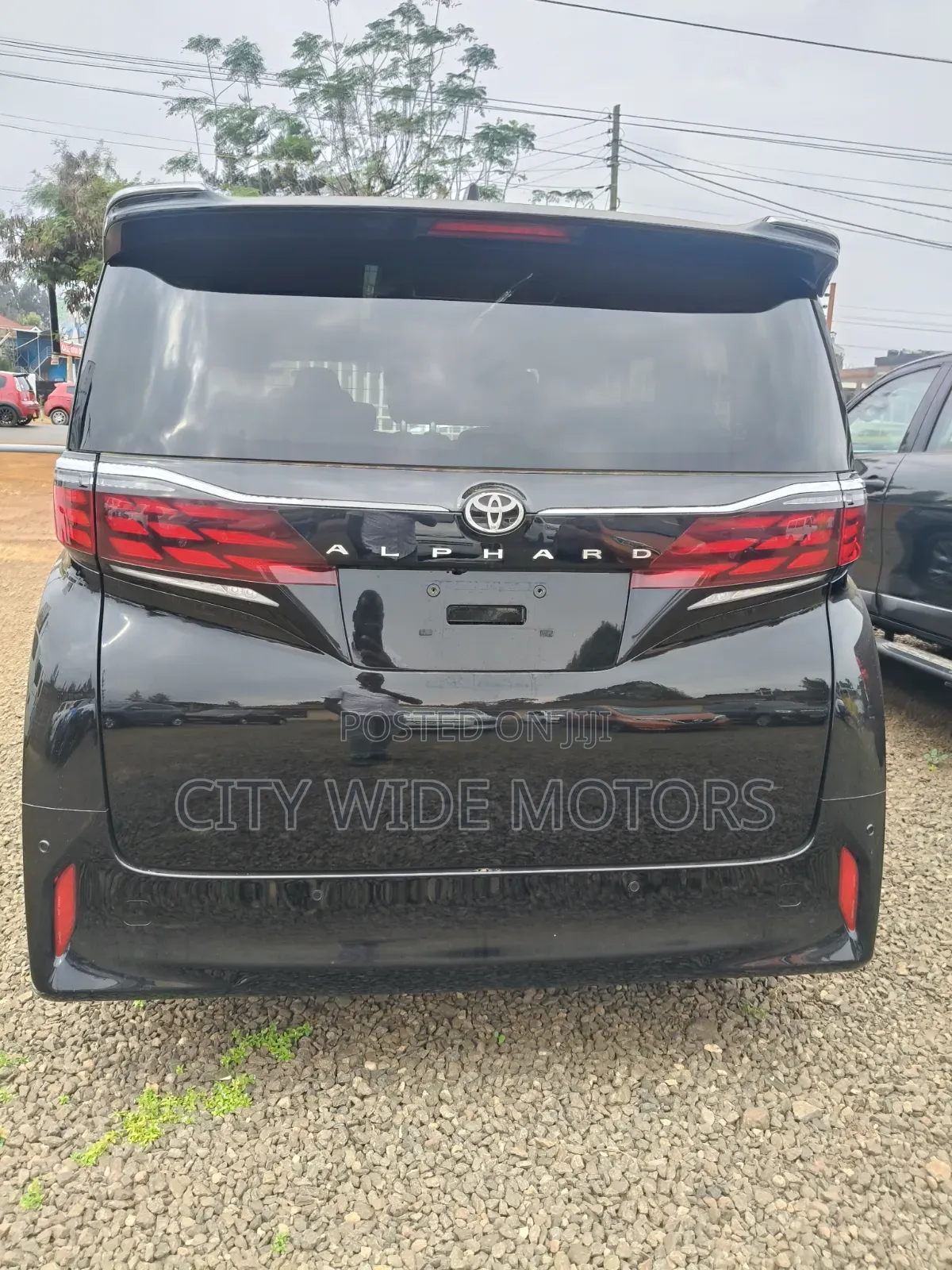 Toyota Vellfire 2025 Black