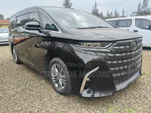 Toyota Vellfire 2025 Black