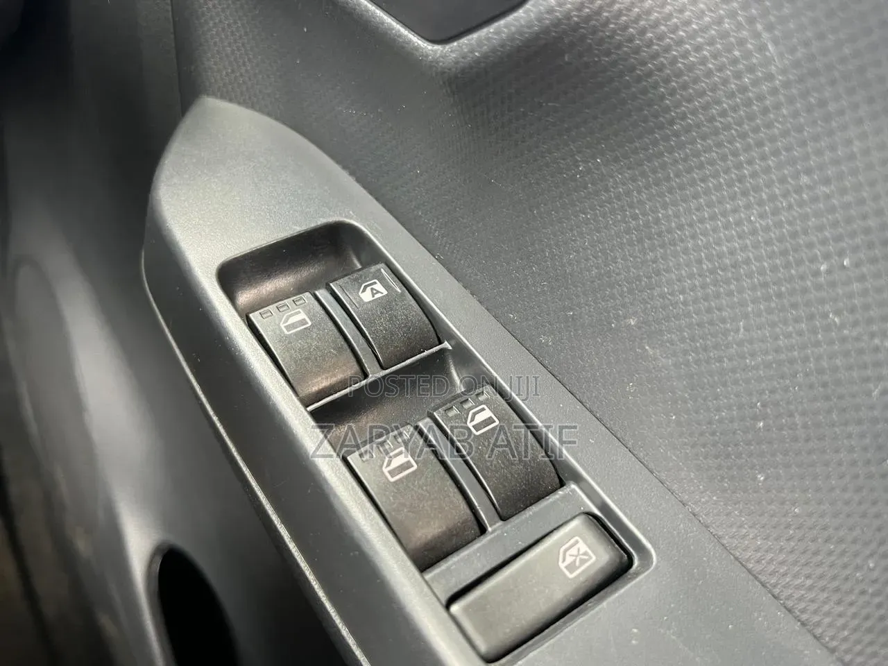 Daihatsu Mira 2018 White