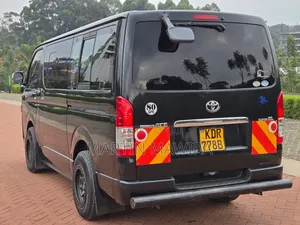 Toyota HiAce 2018 Black
