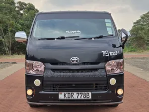 Toyota HiAce 2018 Black