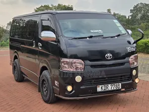 Toyota HiAce 2018 Black
