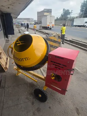Menegotti 400L Concrete Mixer