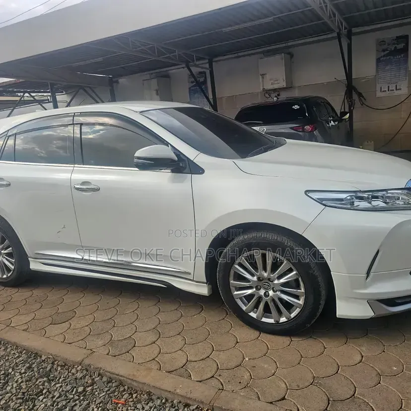 Toyota Harrier 2018 White