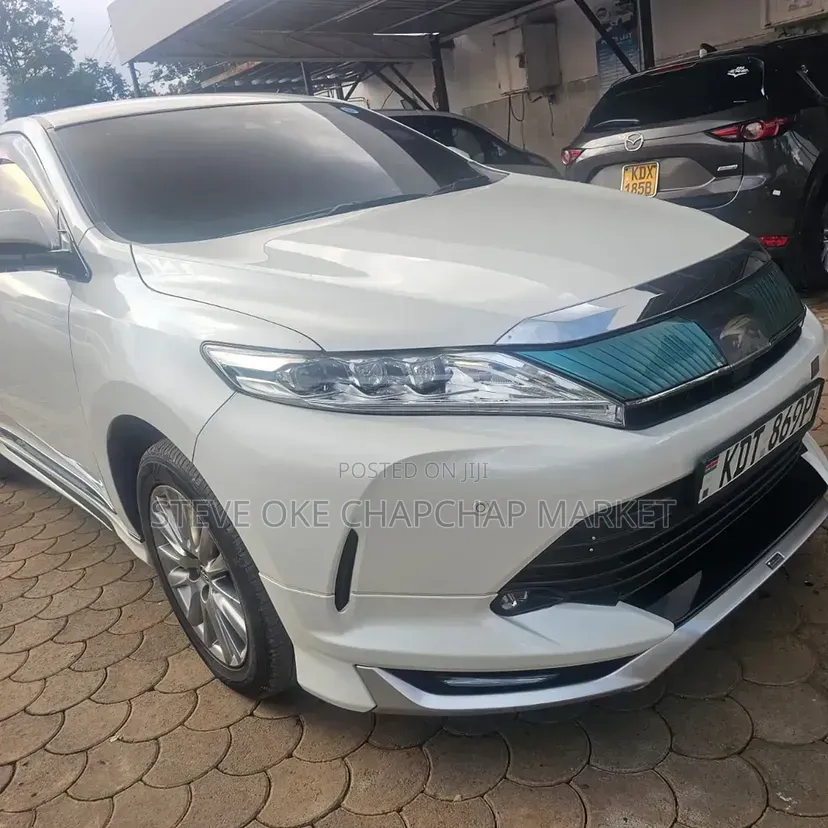 Toyota Harrier 2018 White