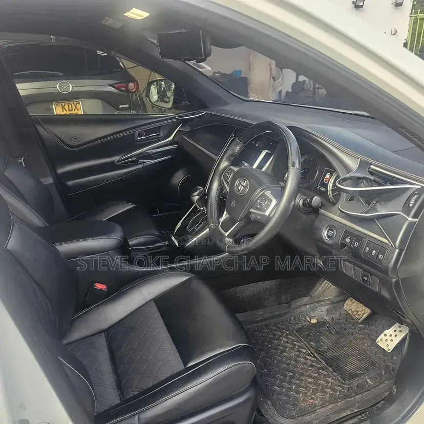 Toyota Harrier 2018 White