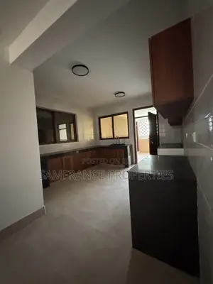 4bdrm Apartment in Kizingo for sale