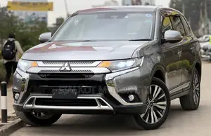Mitsubishi Outlander 2.0 PHEV AWD 2019 Gray