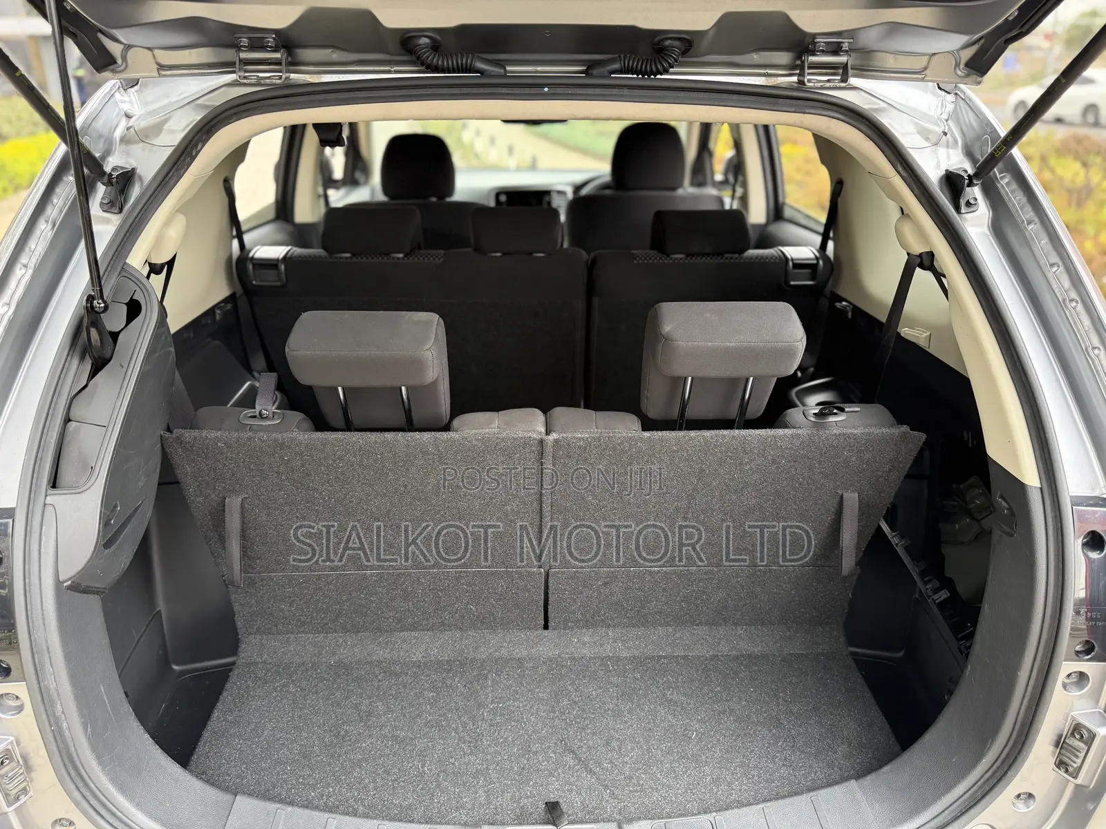 Mitsubishi Outlander 2.0 PHEV AWD 2019 Gray