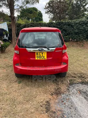 Subaru Trezia 2014 Red