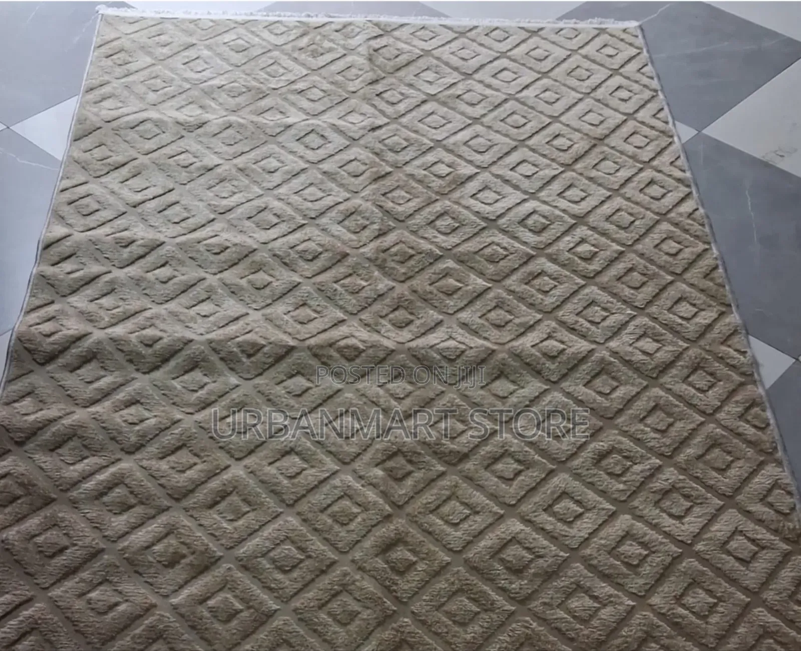 Non Sliding American Carpet 5 by 8