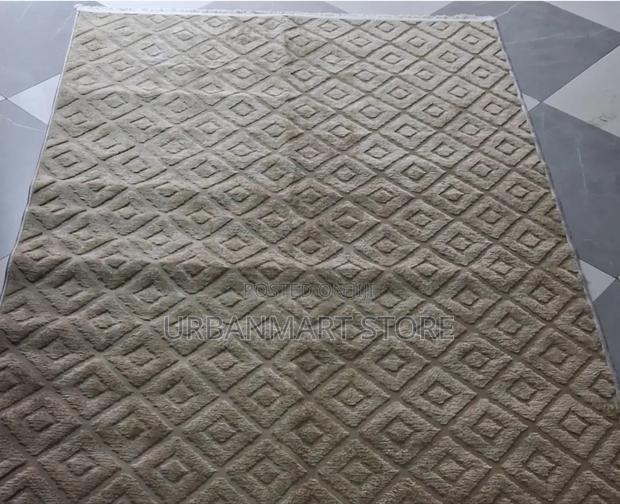 Non Sliding American Carpet 5 by 8