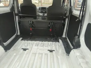 Nissan NV200 2018 White