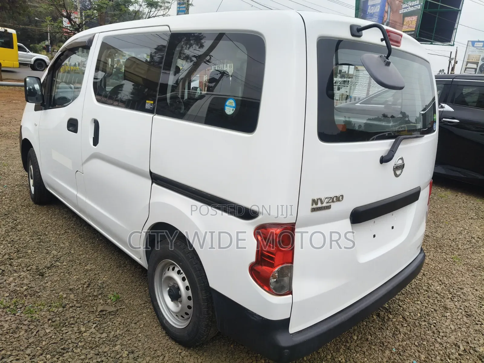 Nissan NV200 2018 White