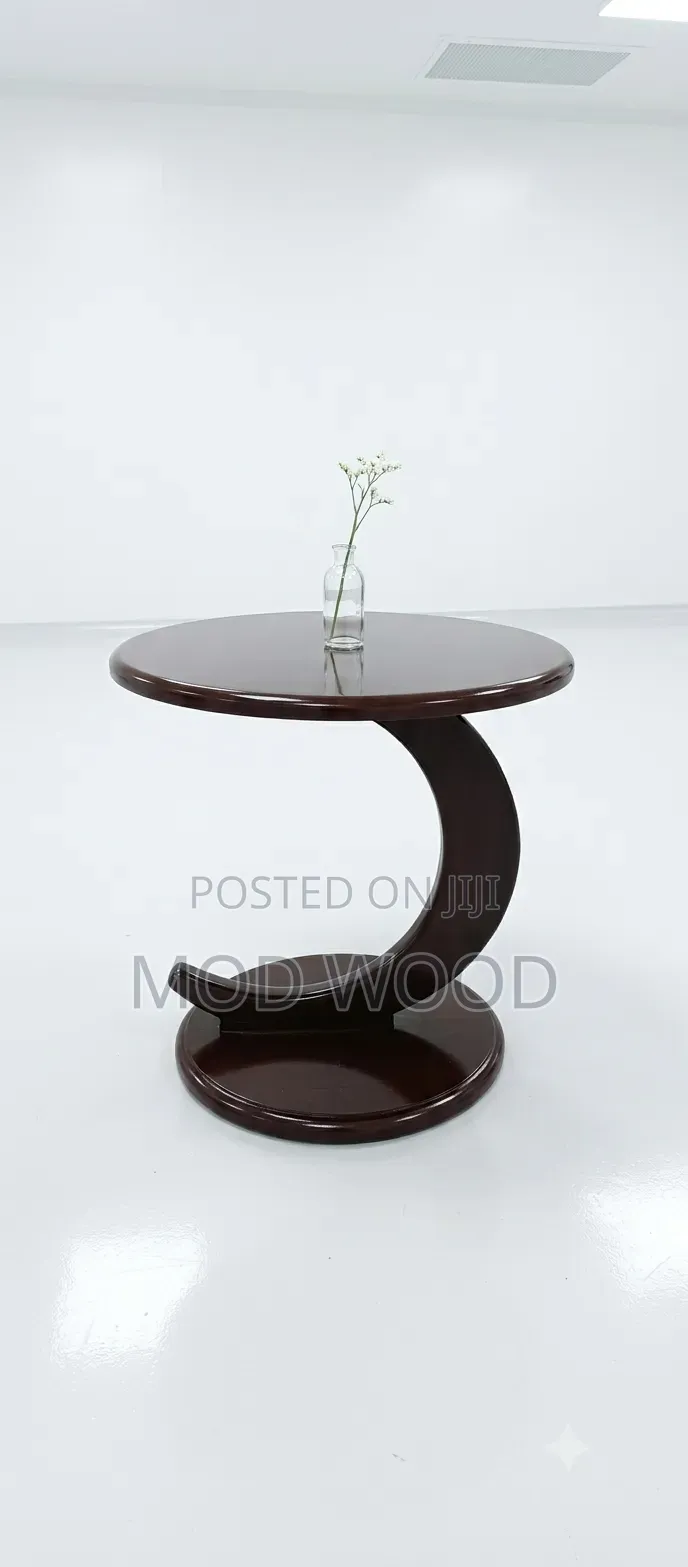 Modern Round Accent Coffee Stool With Curved Base