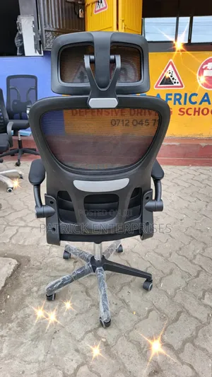 Ergonomic Black High Back Double Back Offer Chair