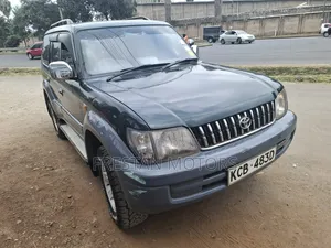 Toyota Land Cruiser Prado 2002 Green