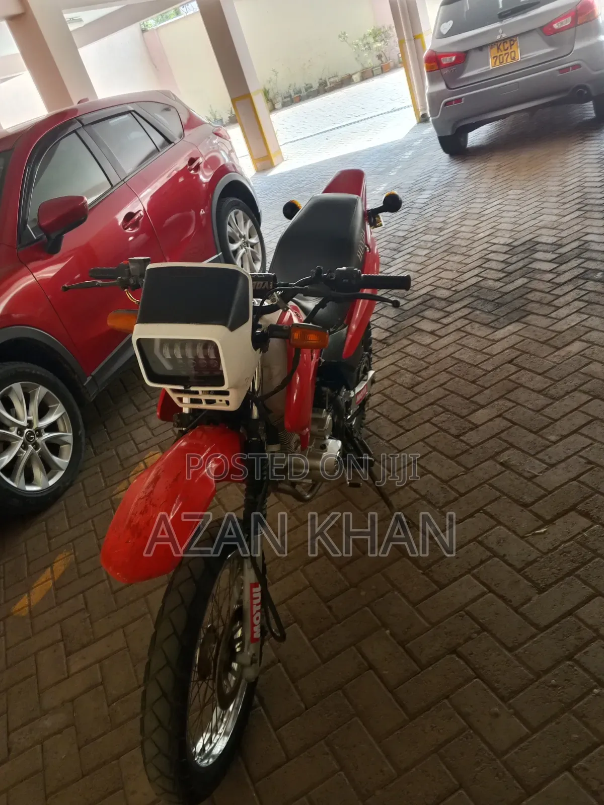 Honda 2011 Red