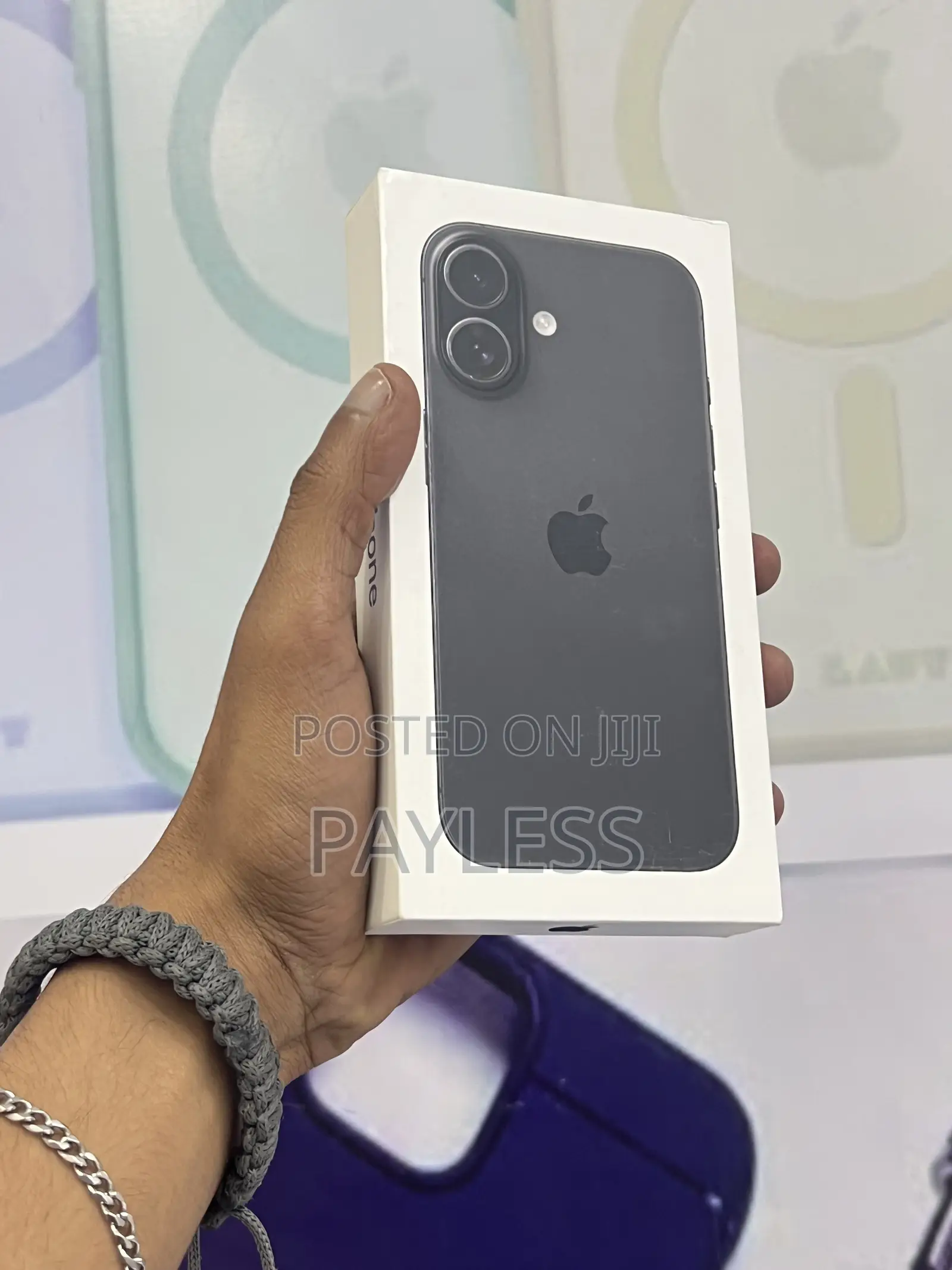 New Apple iPhone 16 128 GB Black